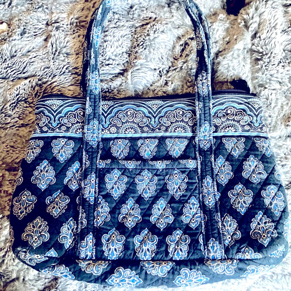 Vera Bradley blue & white tote bag